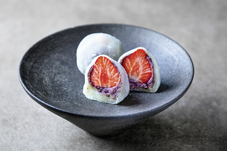 Daifuku-Mochi mit Erdbeeren