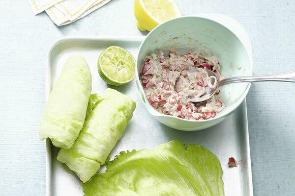 Salatwraps mit Thunfisch