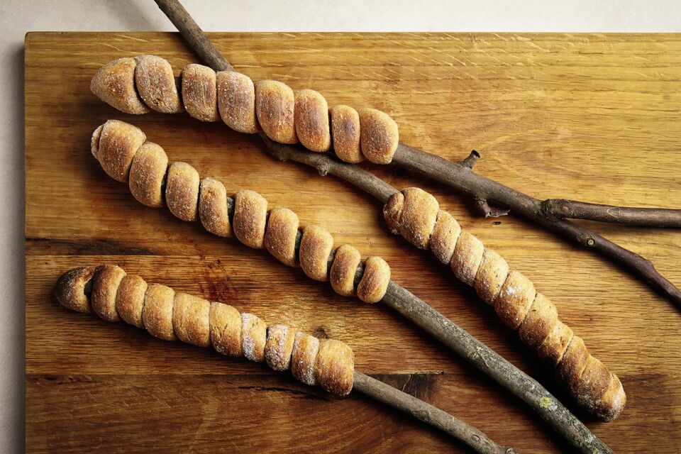 6 knusprige Stockbrot-Rezepte | Küchengötter