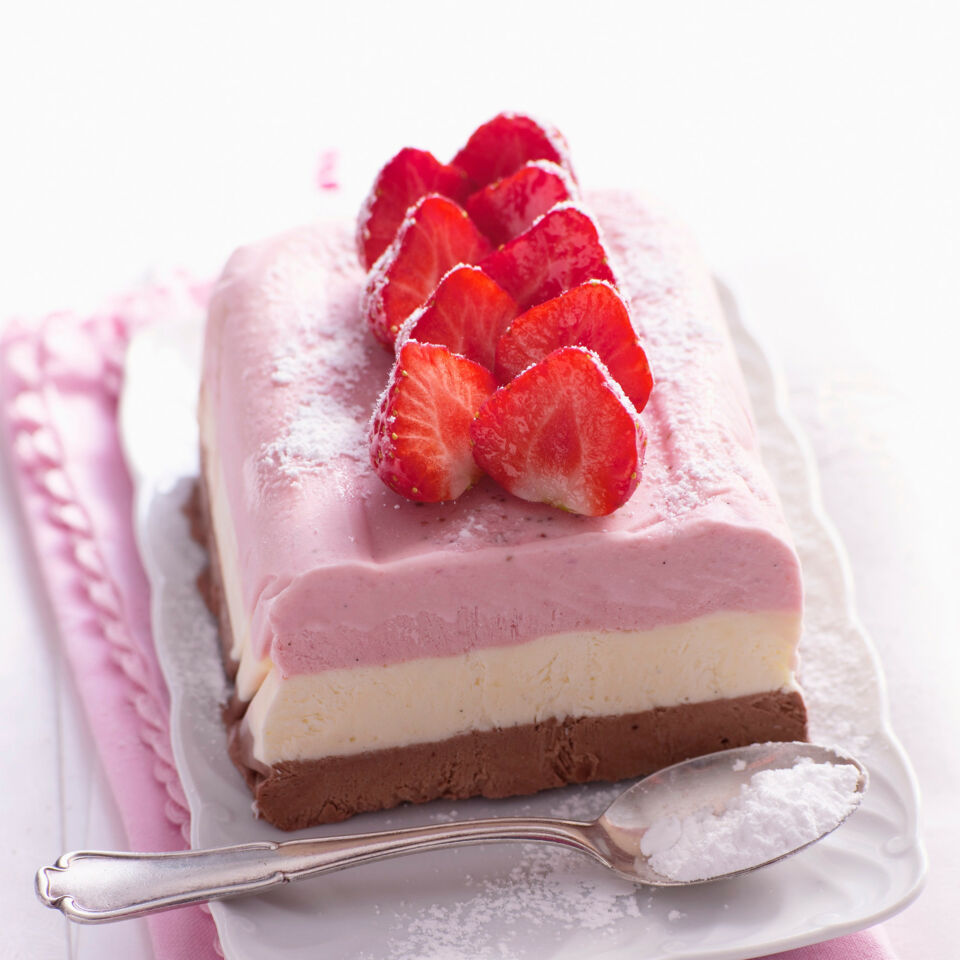 Fürst-Pückler-Terrine Rezept | Küchengötter Fürst-Pückler-Terrine Rezept | Küchengötter