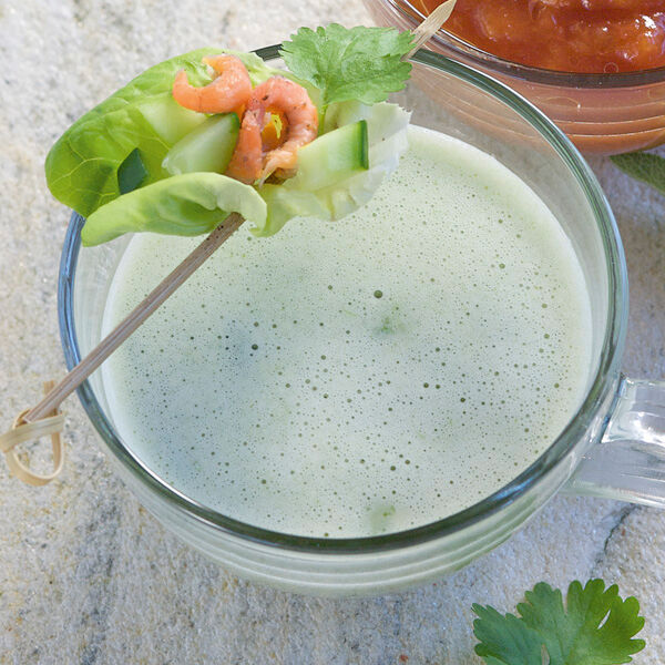 Salatsuppe mit Koriander Rezept | Küchengötter Salatsuppe mit Koriander Rezept | Küchengötter