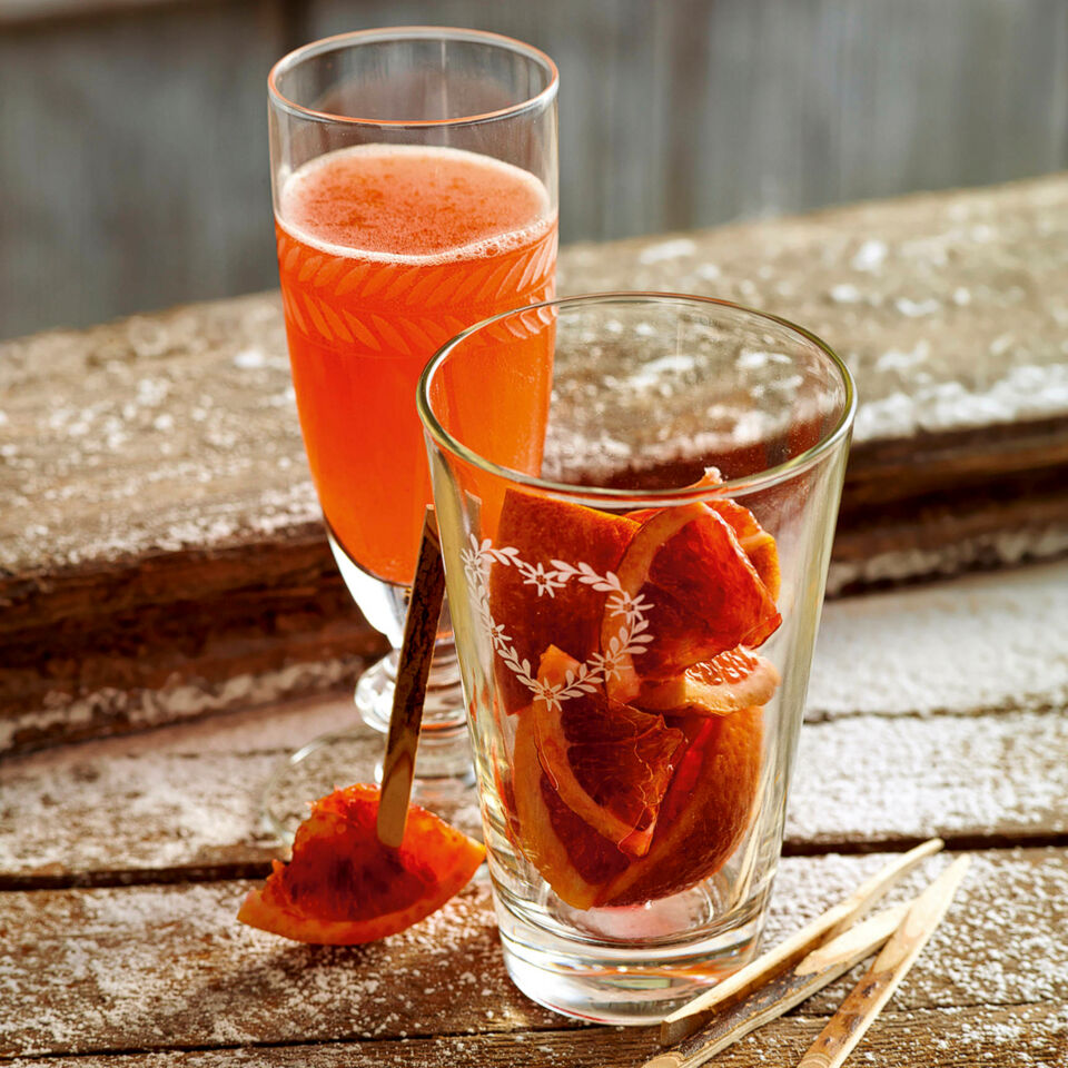 Zitrus-Ingwer-Sirup mit Gewürzen Rezept | Küchengötter Zitrus-Ingwer-Sirup mit Gewürzen Rezept | Küchengötter