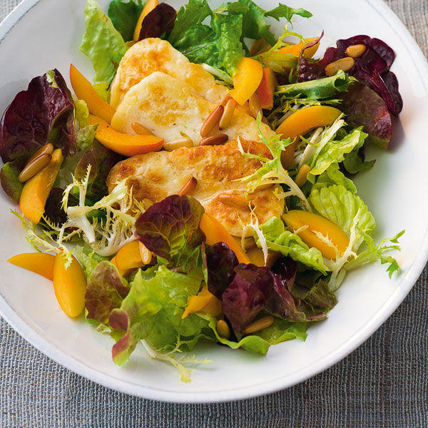 Aprikosen-Salat mit Honig-Dressing Rezept | Küchengötter