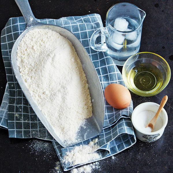 Grundrezept Strudelteig Rezept | Küchengötter Grundrezept Strudelteig Rezept | Küchengötter