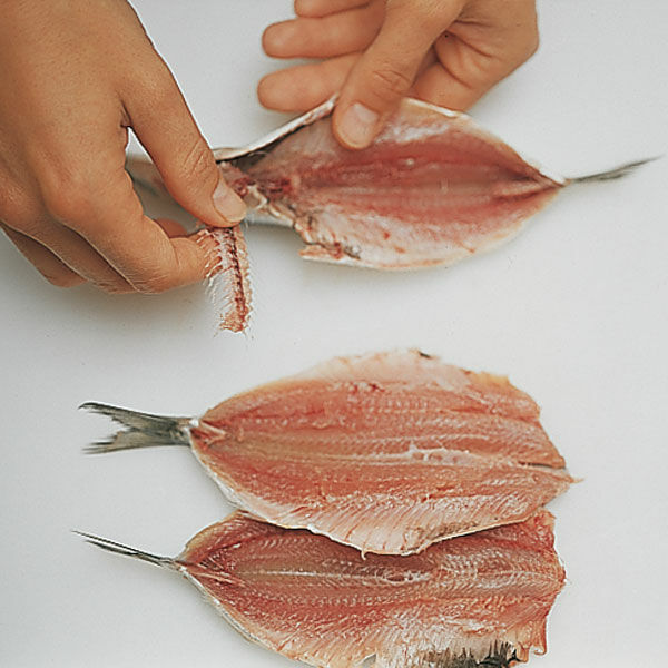 Gefüllte Sardinen aus der Pfanne Rezept | Küchengötter Gefüllte Sardinen aus der Pfanne Rezept | Küchengötter