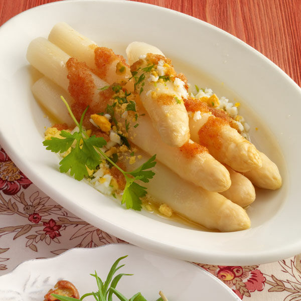 Spargel polnische Art Rezept | Küchengötter Spargel polnische Art Rezept | Küchengötter