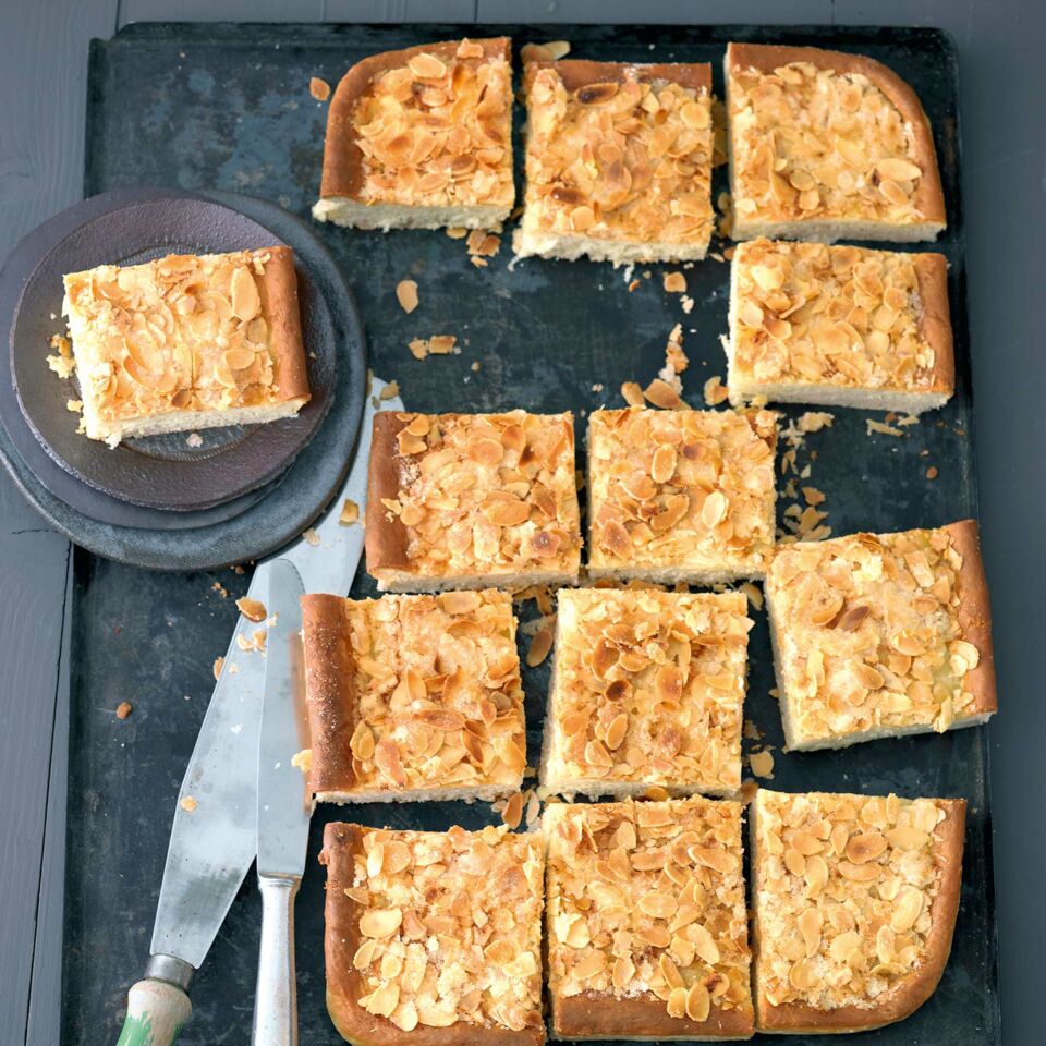 Butterkuchen mit Hefe Rezept | Küchengötter Butterkuchen mit Hefe Rezept | Küchengötter