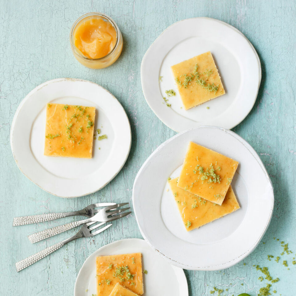 Zitronen Joghurt Kuchen Mit Basilikumzucker Rezept Kuchengotter