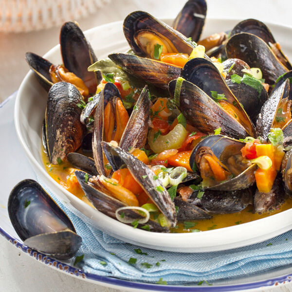 Miesmuscheln in Weißwein Rezept | Küchengötter