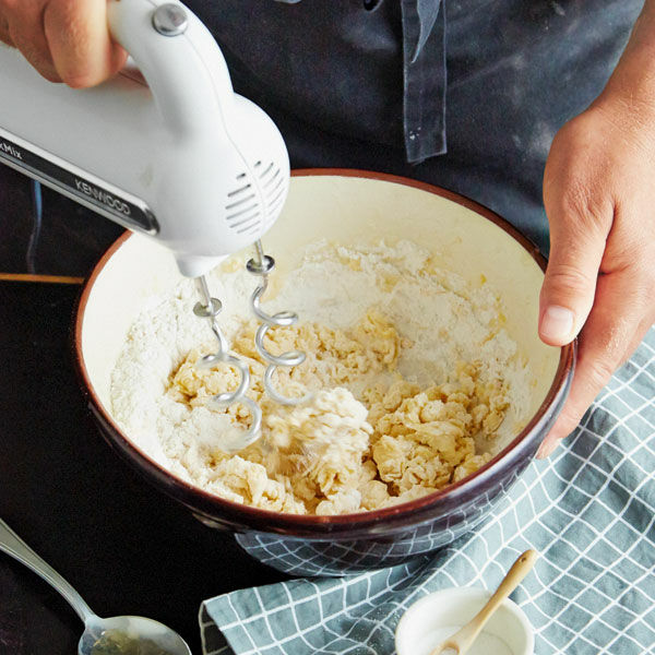 Grundrezept Strudelteig Rezept | Küchengötter Grundrezept Strudelteig Rezept | Küchengötter