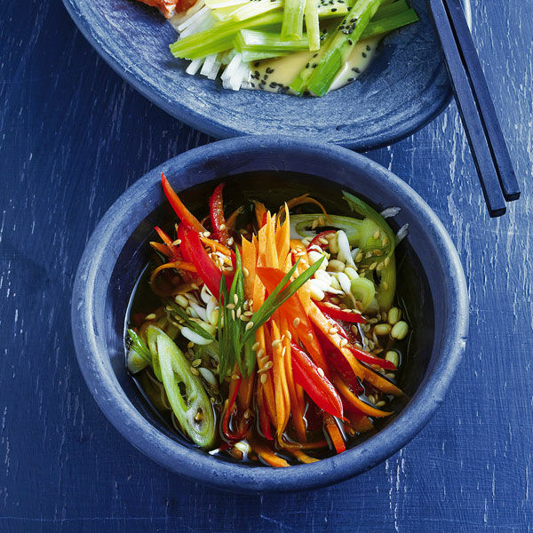 Asiatischer Sprossensalat Rezept | Küchengötter Asiatischer Sprossensalat Rezept | Küchengötter