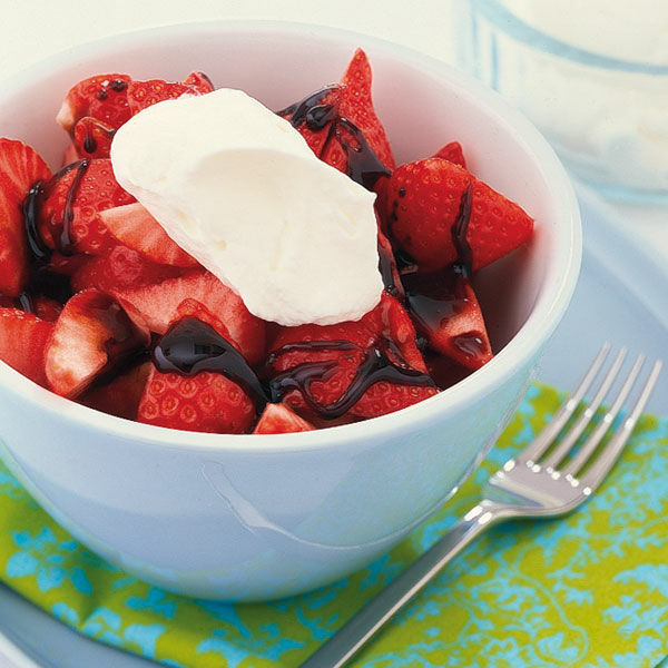 Erdbeeren mit Balsamicosirup