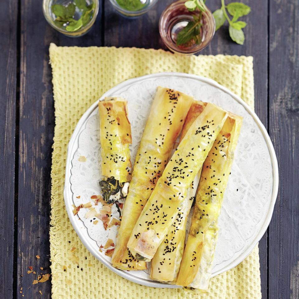Spinat-Schafskäse-Börek Rezept | Küchengötter Spinat-Schafskäse-Börek Rezept | Küchengötter