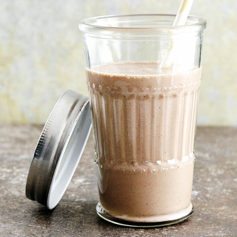 Nougat-Bananen-Proteinshake Rezept | Küchengötter