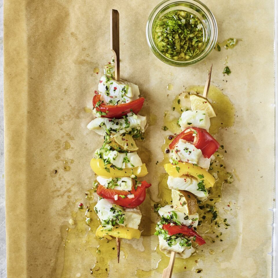 Fischspieße mit Chimichurri Rezept | Küchengötter Fischspieße mit Chimichurri Rezept | Küchengötter