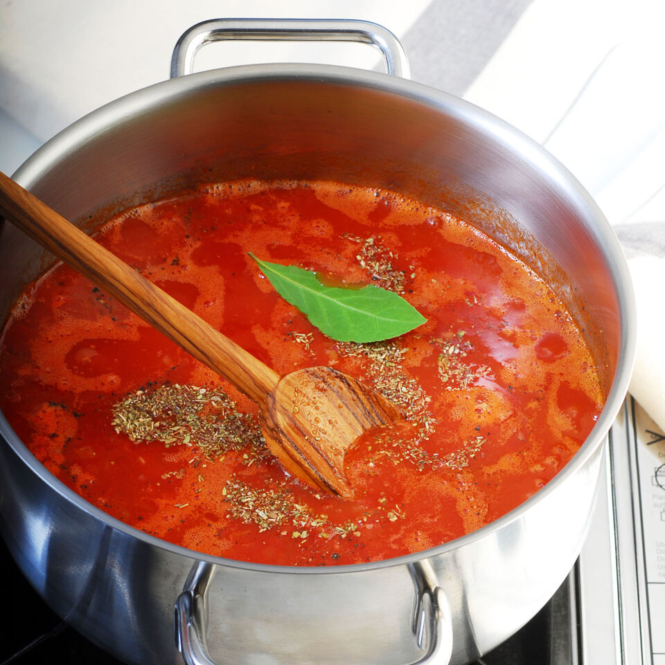 Grundrezept Tomatensauce Rezept | Küchengötter