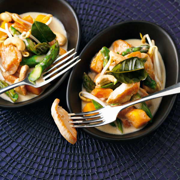 Hahnchen Mango Curry Mit Grunem Spargel Rezept Kuchengotter Grüner Spargel Mit Hähnchen