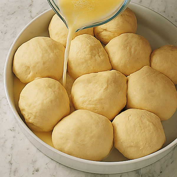 Gefüllte Dampfnudeln