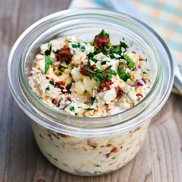 Fetacreme mit Oliven Rezept | Küchengötter