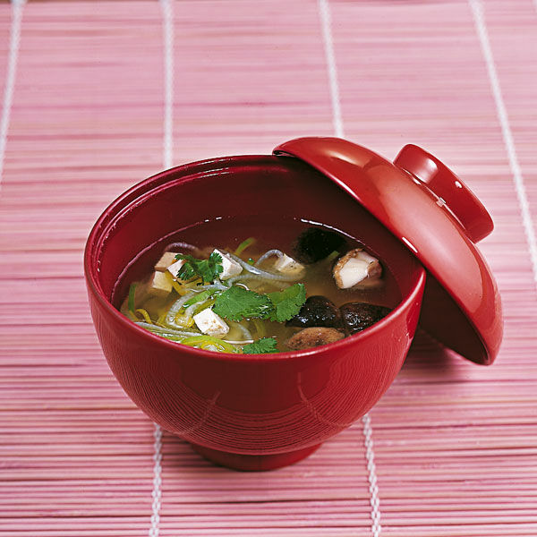 Miso-Tofu-Suppe Rezept | Küchengötter Miso-Tofu-Suppe Rezept | Küchengötter
