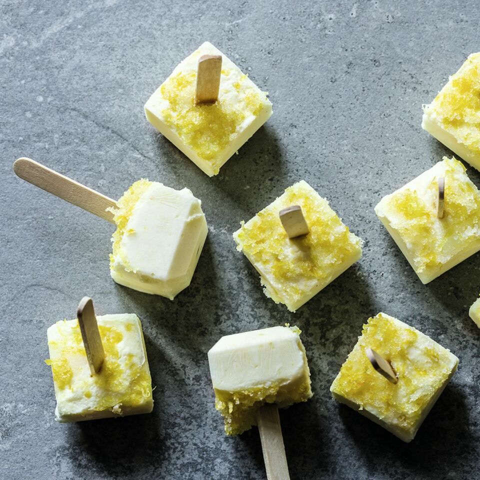 Zitronen-Eis am Stiel Rezept | Küchengötter