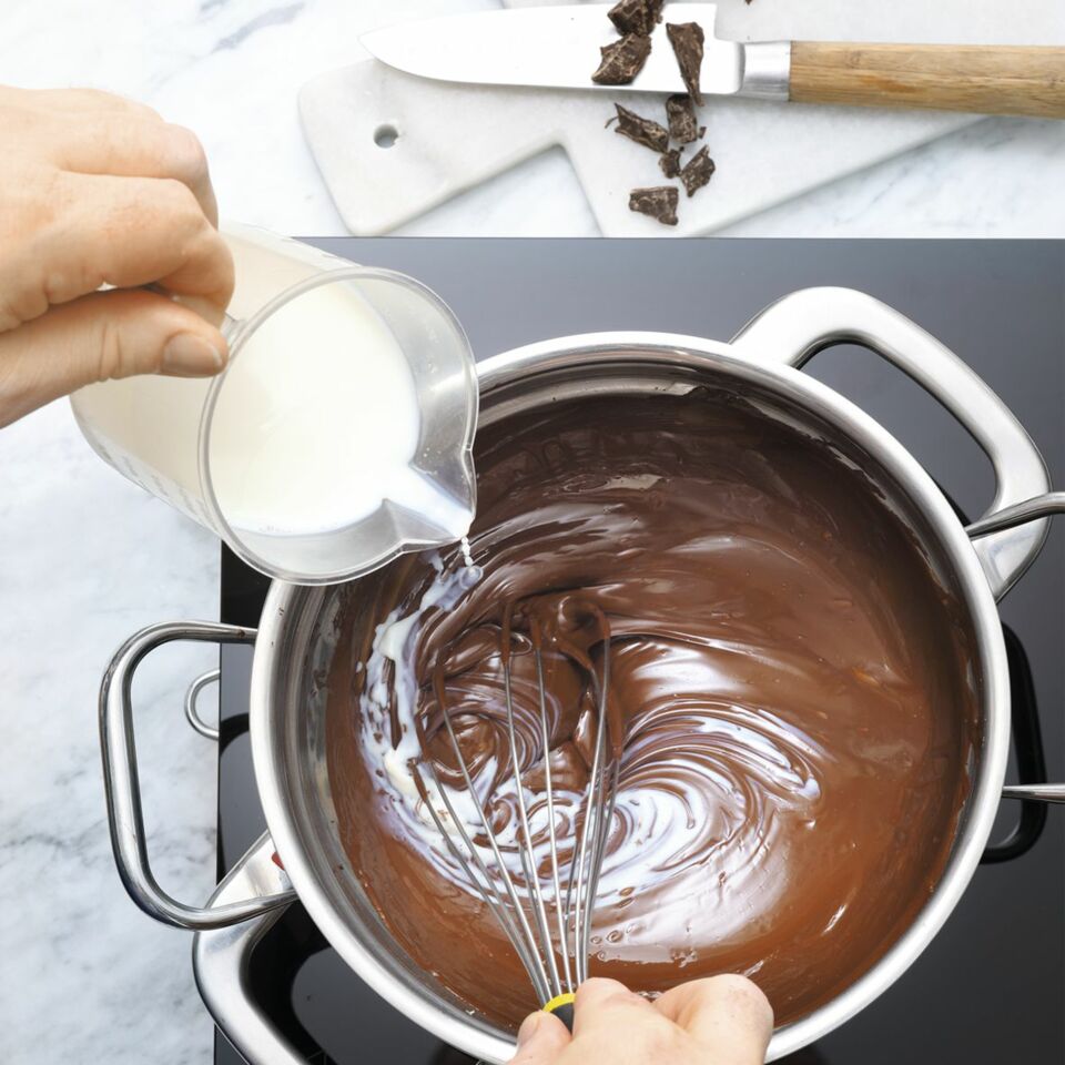 Mousse-au-Chocolat-Schnitten