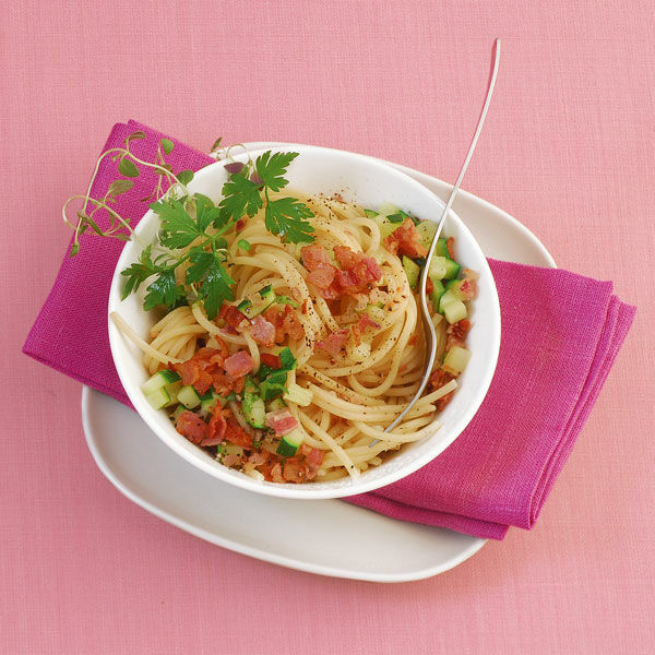 Zucchini-Speck-Spaghetti