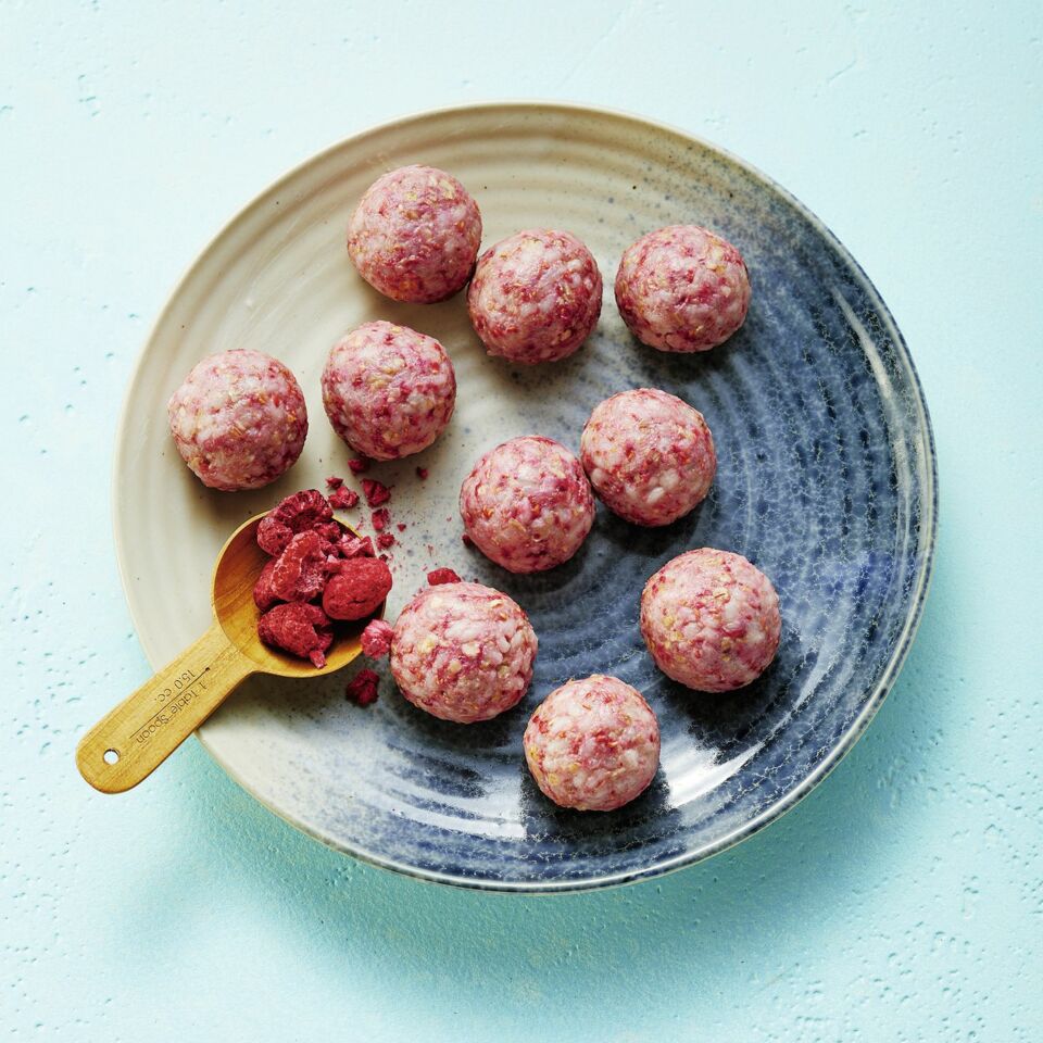 Milchreis-Bällchen mit Himbeeren Rezept | Küchengötter