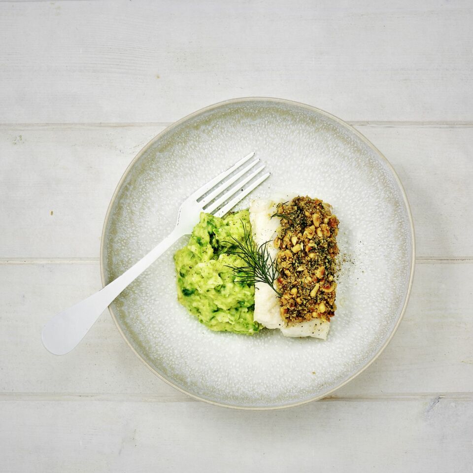 Knusperfisch mit Erbsenpüree Rezept | Küchengötter Knusperfisch mit Erbsenpüree Rezept | Küchengötter