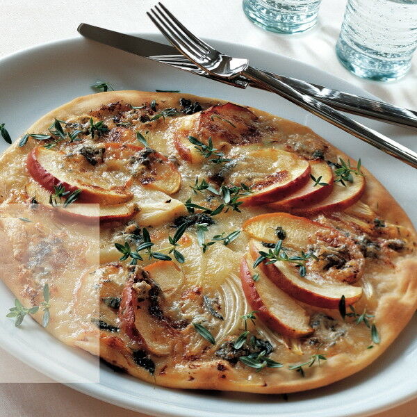 Apfel-Pizza mit Gorgonzola Rezept | Küchengötter