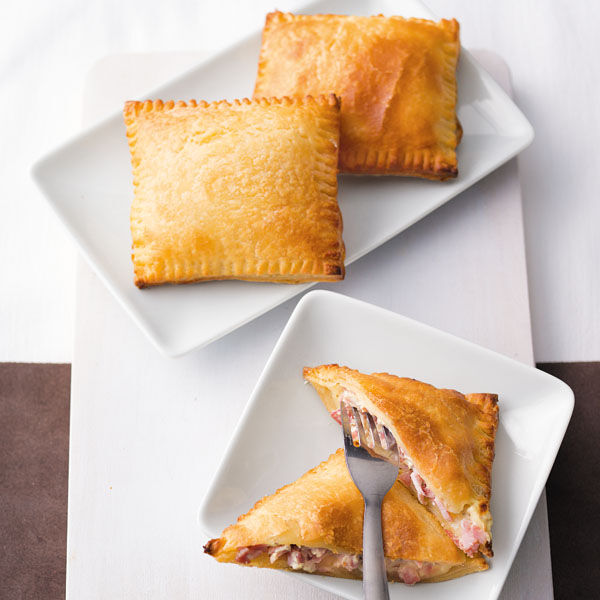 Blätterteig mit Schinkenfüllung Rezept (glutenfrei) | Küchengötter Blätterteig mit Schinkenfüllung Rezept (glutenfrei) | Küchengötter