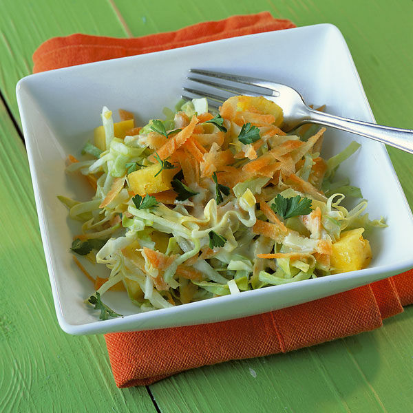 Kohlsalat mit Ananas Rezept | Küchengötter