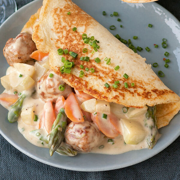 Gefüllte Pfannkuchen mit grünem Spargel Rezept | Küchengötter Gefüllte Pfannkuchen mit grünem Spargel Rezept | Küchengötter