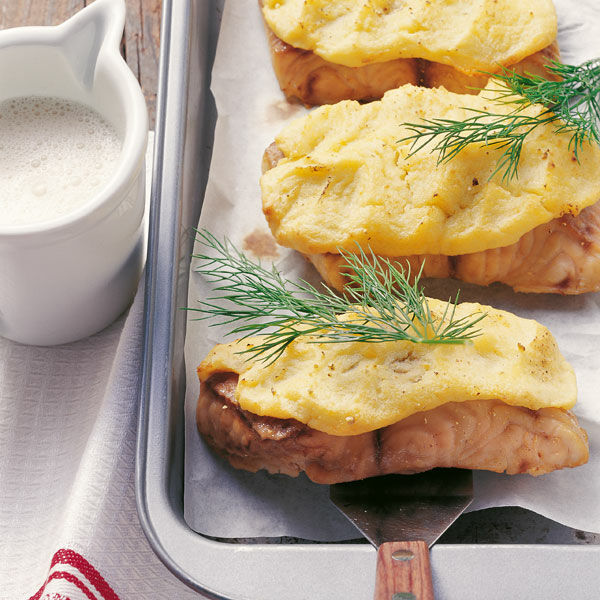 Waller mit Kartoffelkruste in Biersauce Rezept | Küchengötter Waller mit Kartoffelkruste in Biersauce Rezept | Küchengötter