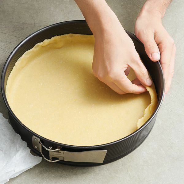 Mürbeteig mit feiner extra Butter Rezept | Küchengötter Mürbeteig mit feiner extra Butter Rezept | Küchengötter