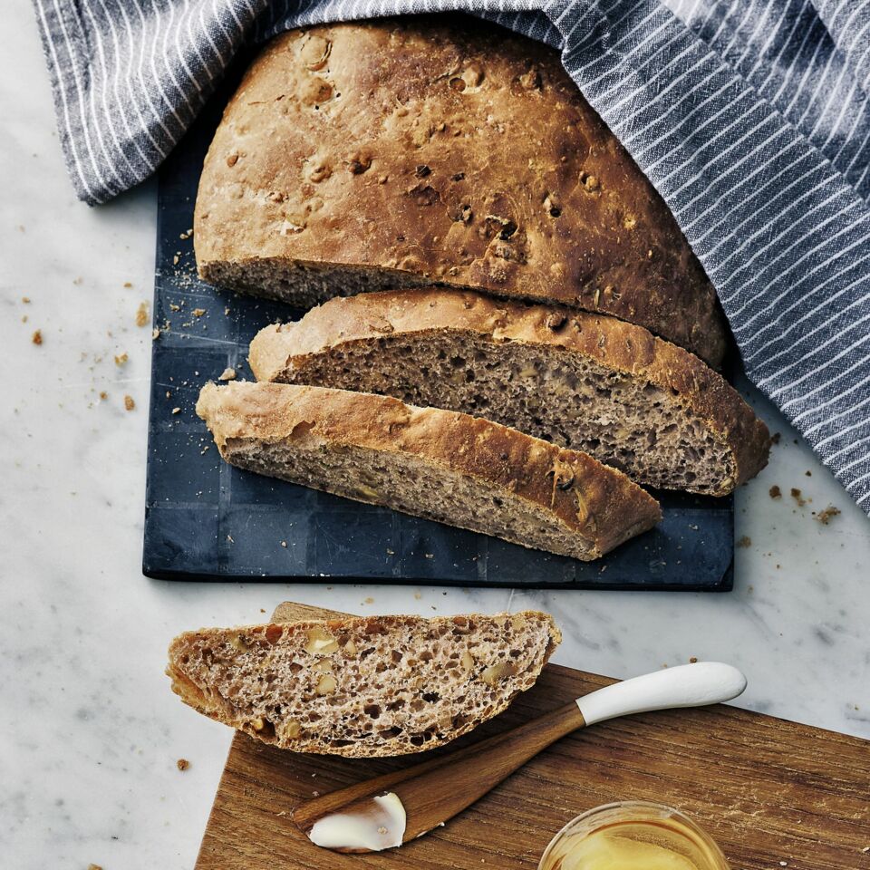Walnuss-Rosmarin-Brot Rezept | Küchengötter