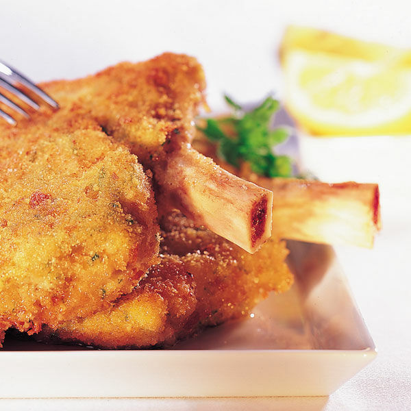 Panierte Kalbskoteletts Rezept | Küchengötter Panierte Kalbskoteletts Rezept | Küchengötter