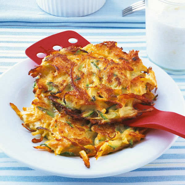 Gemüsepuffer mit frischem Birnenmus Rezept | Küchengötter Gemüsepuffer mit frischem Birnenmus Rezept | Küchengötter