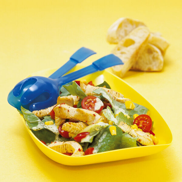 Salat mit Pute und Zitronen-Senf-Dressing