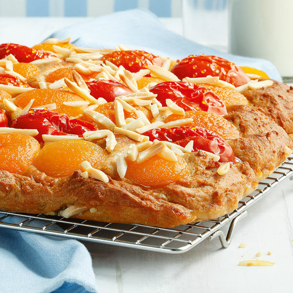 Aprikosen-Tomaten-Kuchen