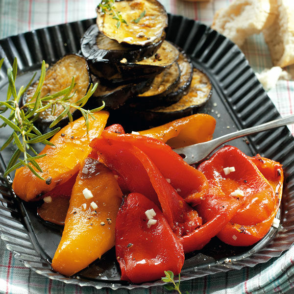 Marinierte Auberginen und Paprikaschoten Rezept | Küchengötter Marinierte Auberginen und Paprikaschoten Rezept | Küchengötter