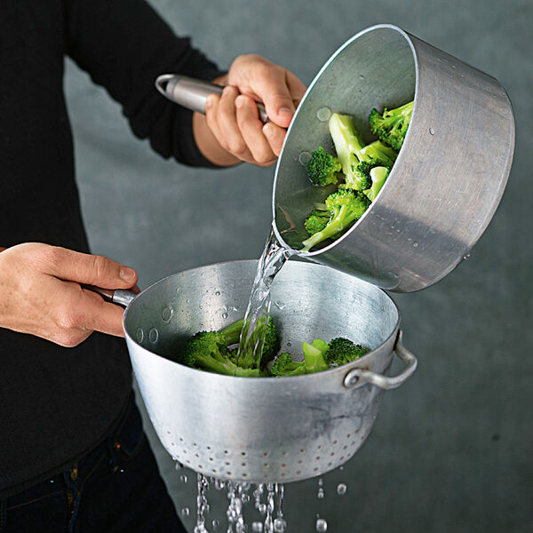 Bunte Gemüsequiche mit Appenzeller