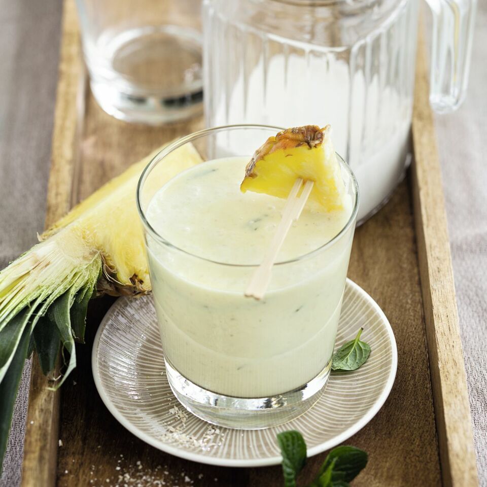 Ananas-Kokos-Smoothie Rezept (Low Carb) | Küchengötter