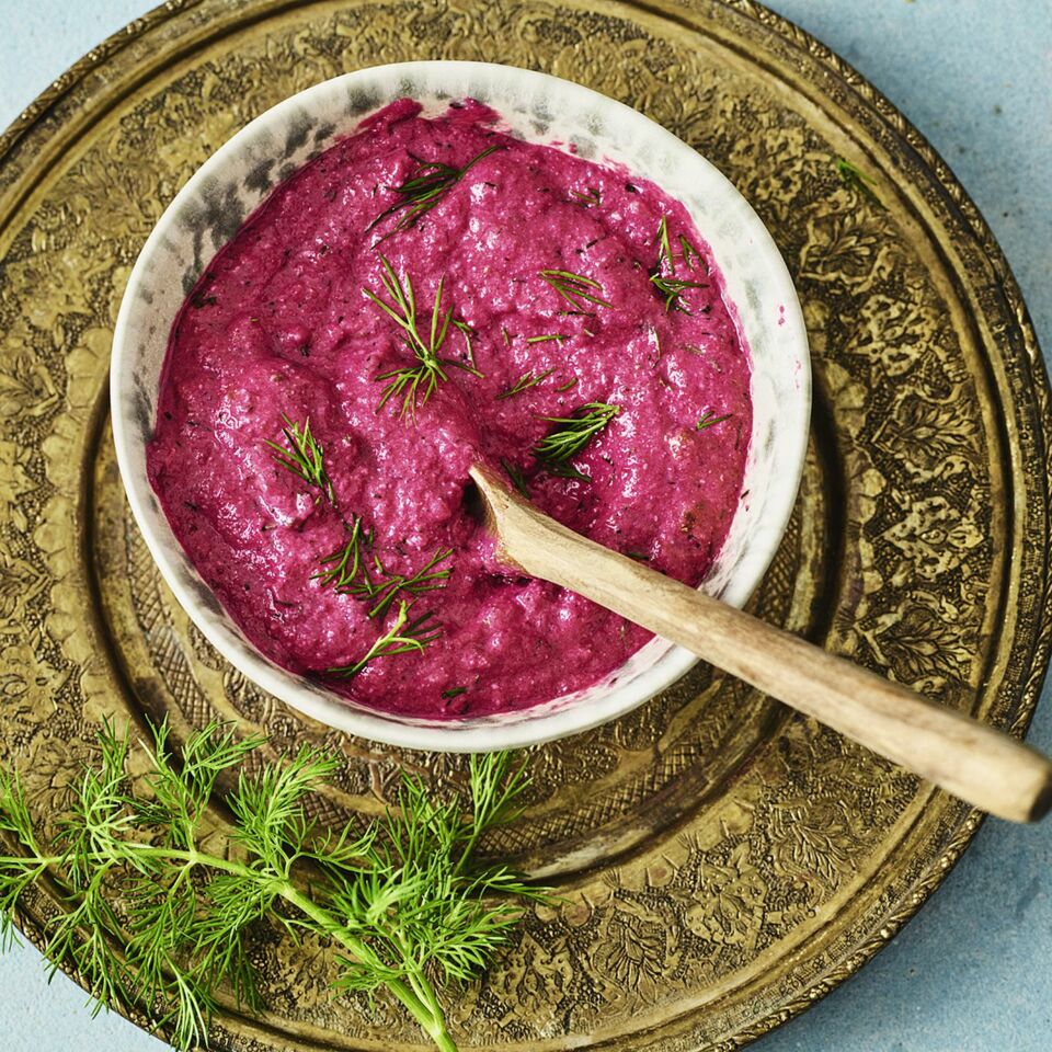 Rote-Bete-Dip Rezept | Küchengötter Rote-Bete-Dip Rezept | Küchengötter