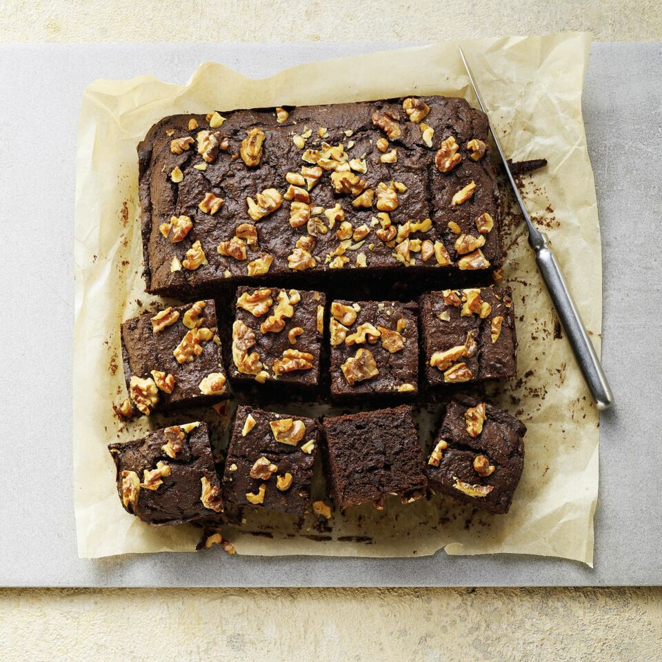 Rote-Bete-Walnuss-Brownies Rezept | Küchengötter Rote-Bete-Walnuss-Brownies Rezept | Küchengötter