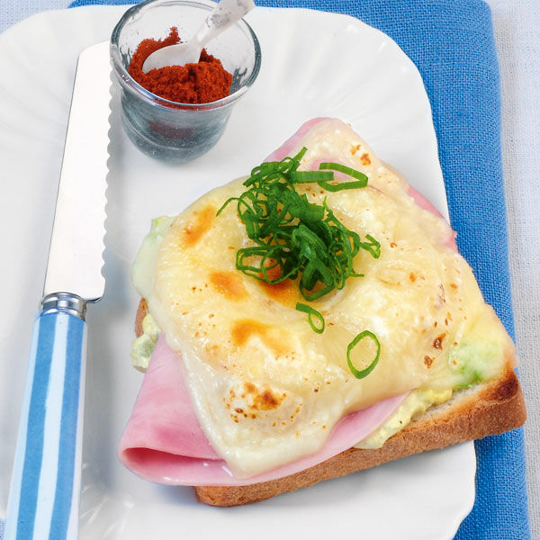 Überbackener Ananas-Schinken-Toast Rezept | Küchengötter Überbackener Ananas-Schinken-Toast Rezept | Küchengötter