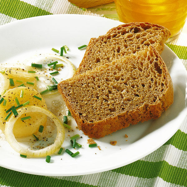 Rustikales Landbrot - Rezept für den Brotbackautomat Rezept | Küchengötter
