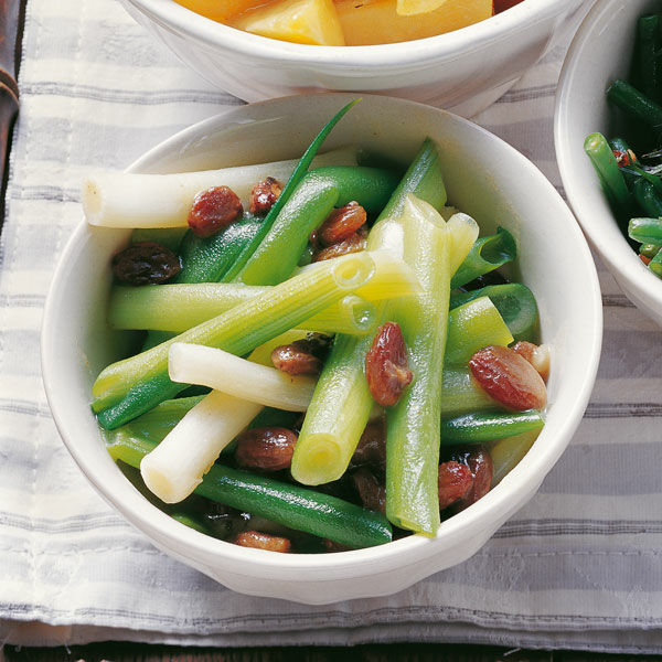 Gedünstete Frühlingszwiebeln Rezept | Küchengötter Gedünstete Frühlingszwiebeln Rezept | Küchengötter