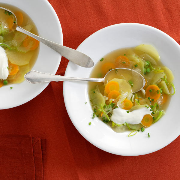 Kartoffelsuppe mit buntem Gemüse Rezept | Küchengötter