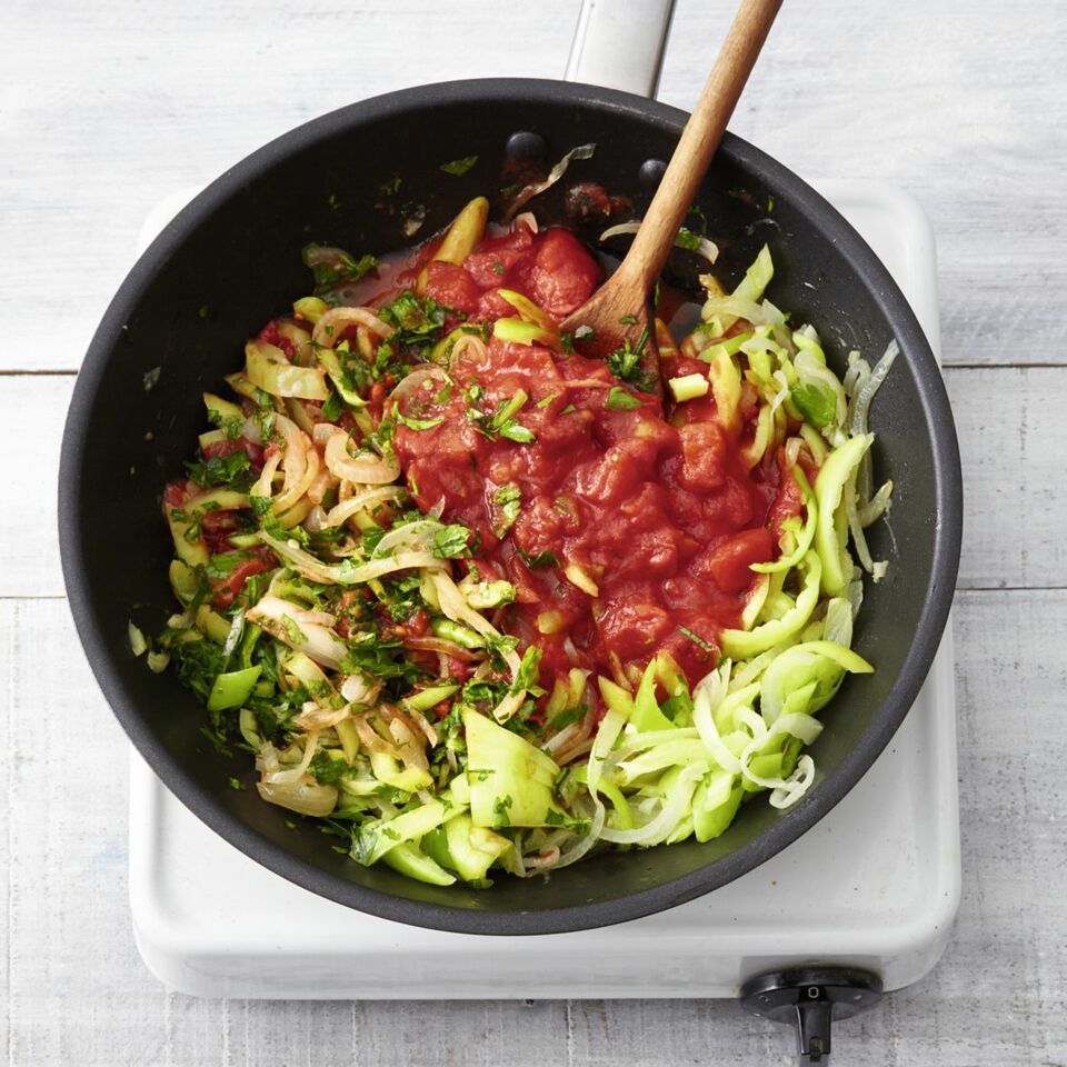 İmam bayıldı - Gefüllte Auberginen Rezept | Küchengötter İmam bayıldı - Gefüllte Auberginen Rezept | Küchengötter